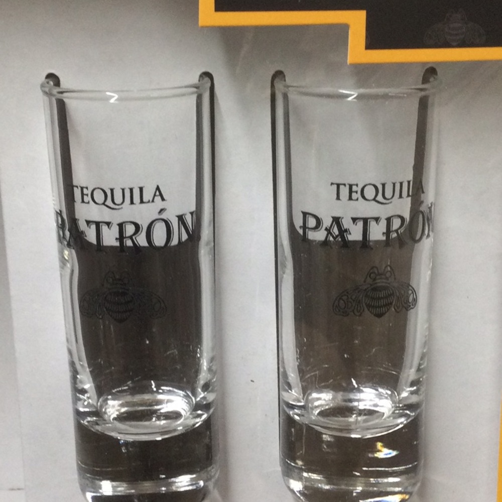 New Patron Gift Box Set - Picture 2 of 7